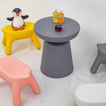 Журнальные столики в скандинавском стиле, прикроватная тумбочка для чая в гостиной, прикроватные тумбочки, мини-столовые приборы для салона красоты, уличная мебель